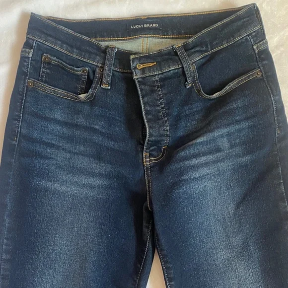 Lucky Brand Women's Deep Indigo Flare Jeans - Picture 2 of 10